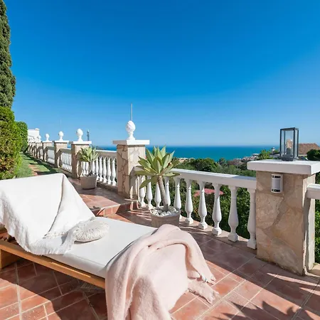 With Sea Views & Heated Pool *